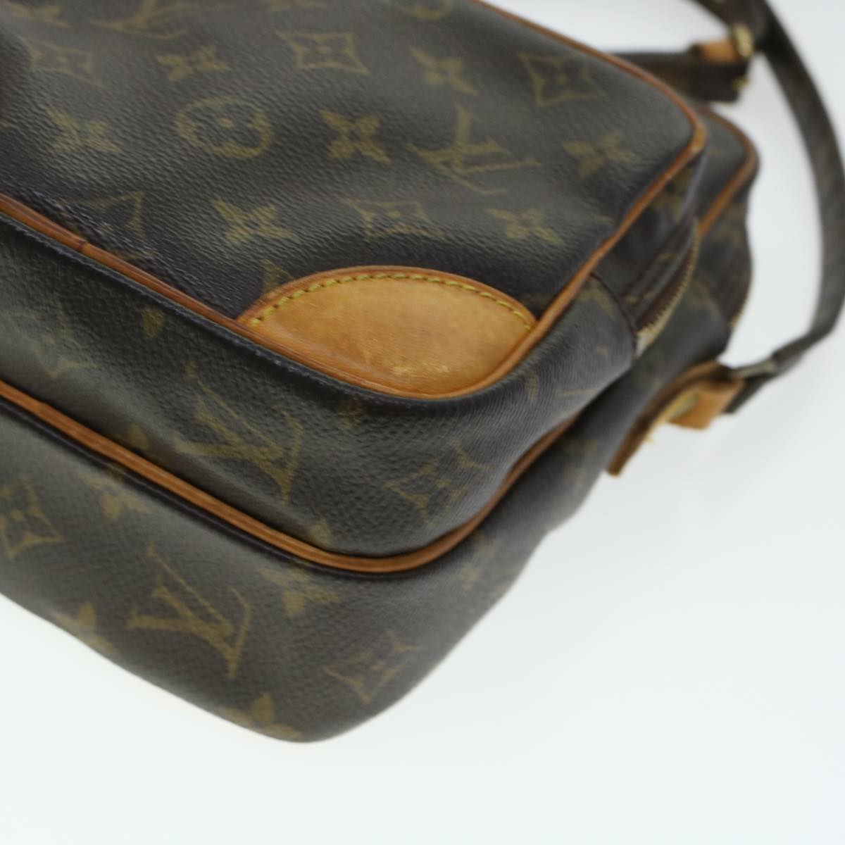 LOUIS VUITTON Monogram Amazon Shoulder Bag M45236 LV Auth 45220