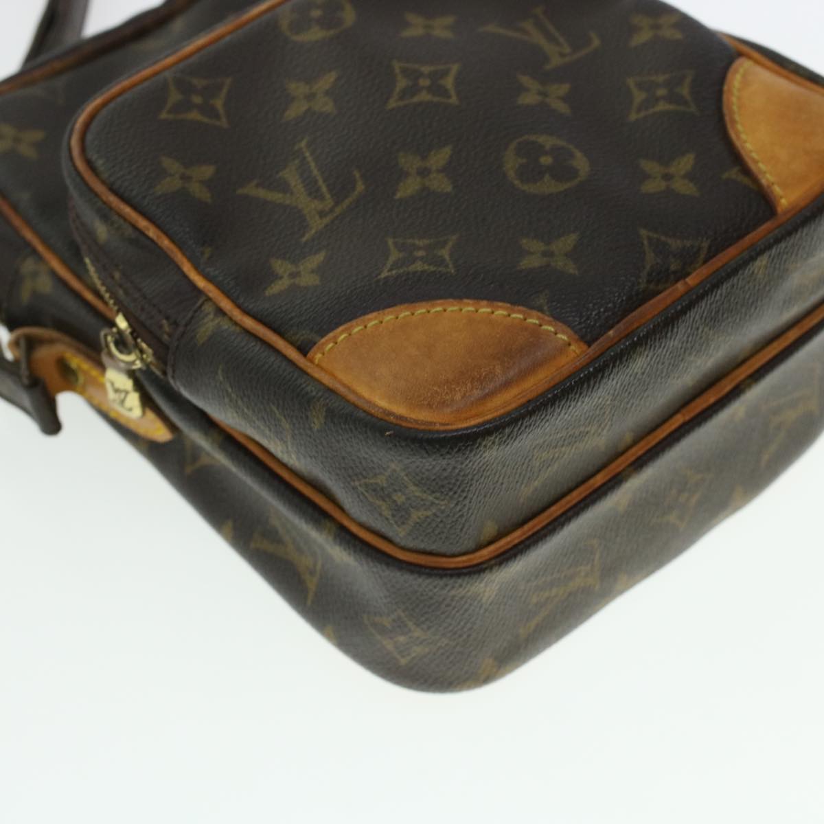 LOUIS VUITTON Monogram Amazon Shoulder Bag M45236 LV Auth 45220