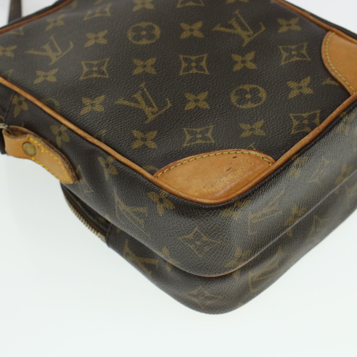 LOUIS VUITTON Monogram Amazon Shoulder Bag M45236 LV Auth 45220