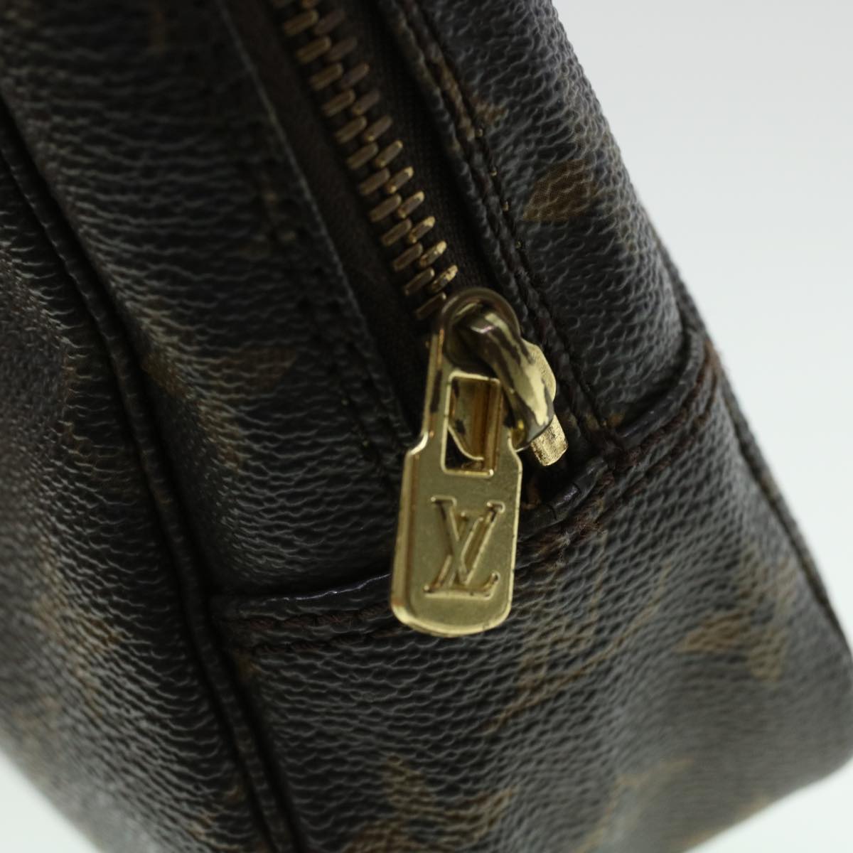 LOUIS VUITTON Monogram Trousse Toilette 23 Clutch Bag M47524 LV Auth 45237