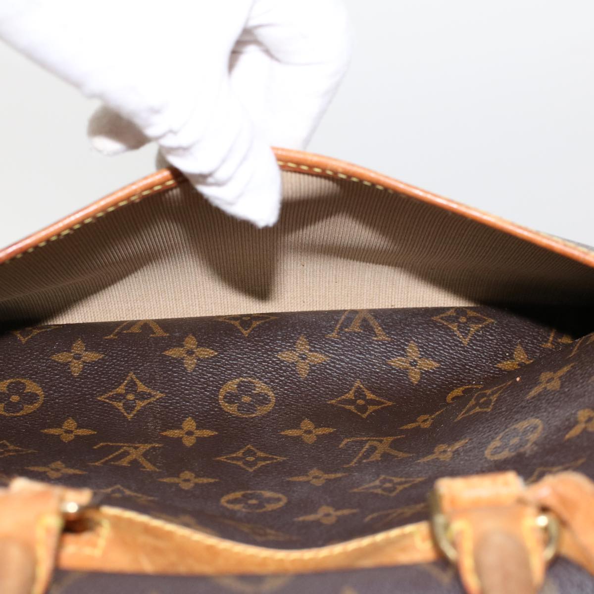 LOUIS VUITTON Monogram Deauville Hand Bag M47270 LV Auth 45311