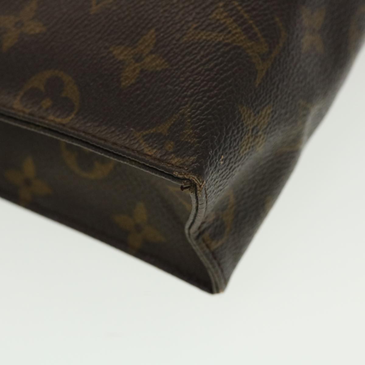 LOUIS VUITTON Monogram Poche Toilette 26 Pouch M47542 LV Auth 45343