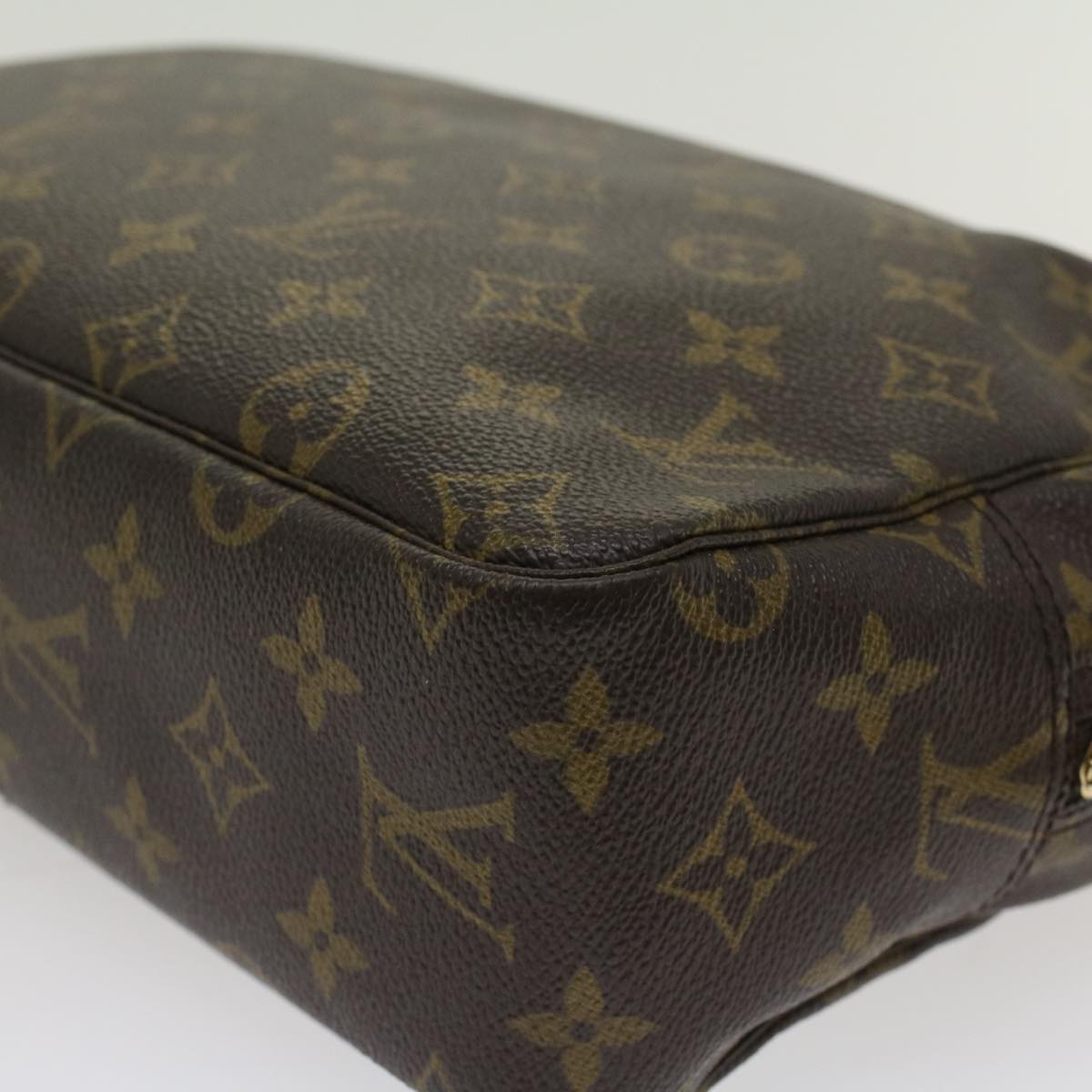 LOUIS VUITTON Monogram Trousse Toilette 28 Clutch Bag M47522 LV Auth 45349