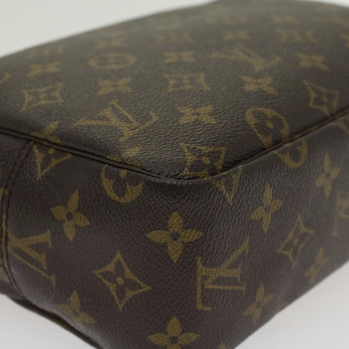 LOUIS VUITTON Monogram Trousse Toilette 28 Clutch Bag M47522 LV Auth 45349