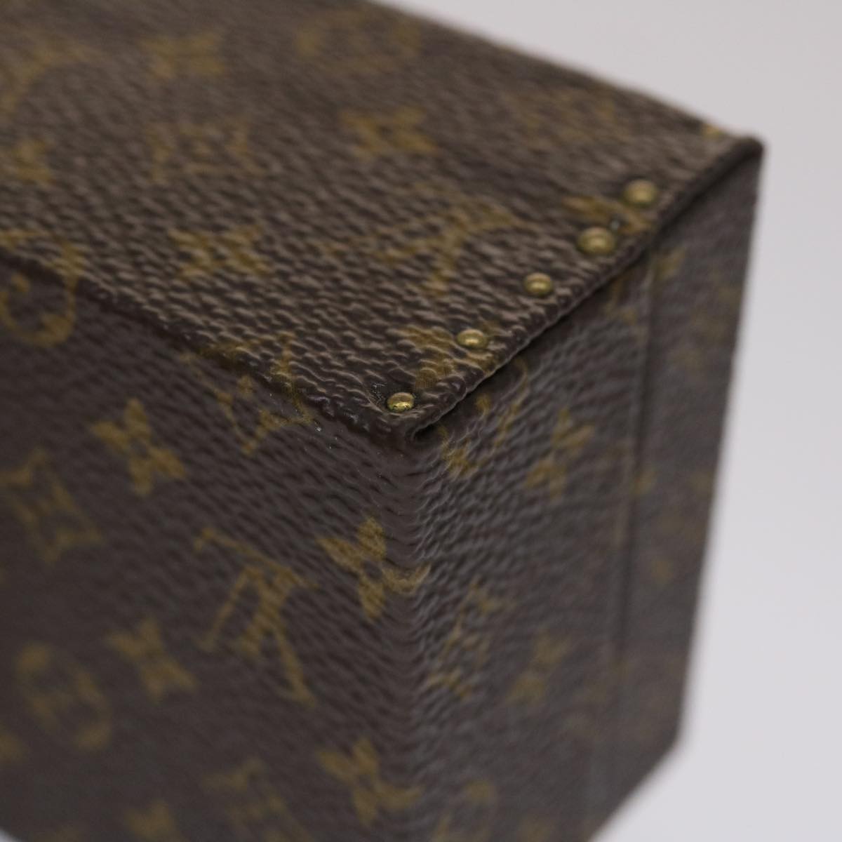 LOUIS VUITTON Monogram Accessory Case LV Auth 45437A