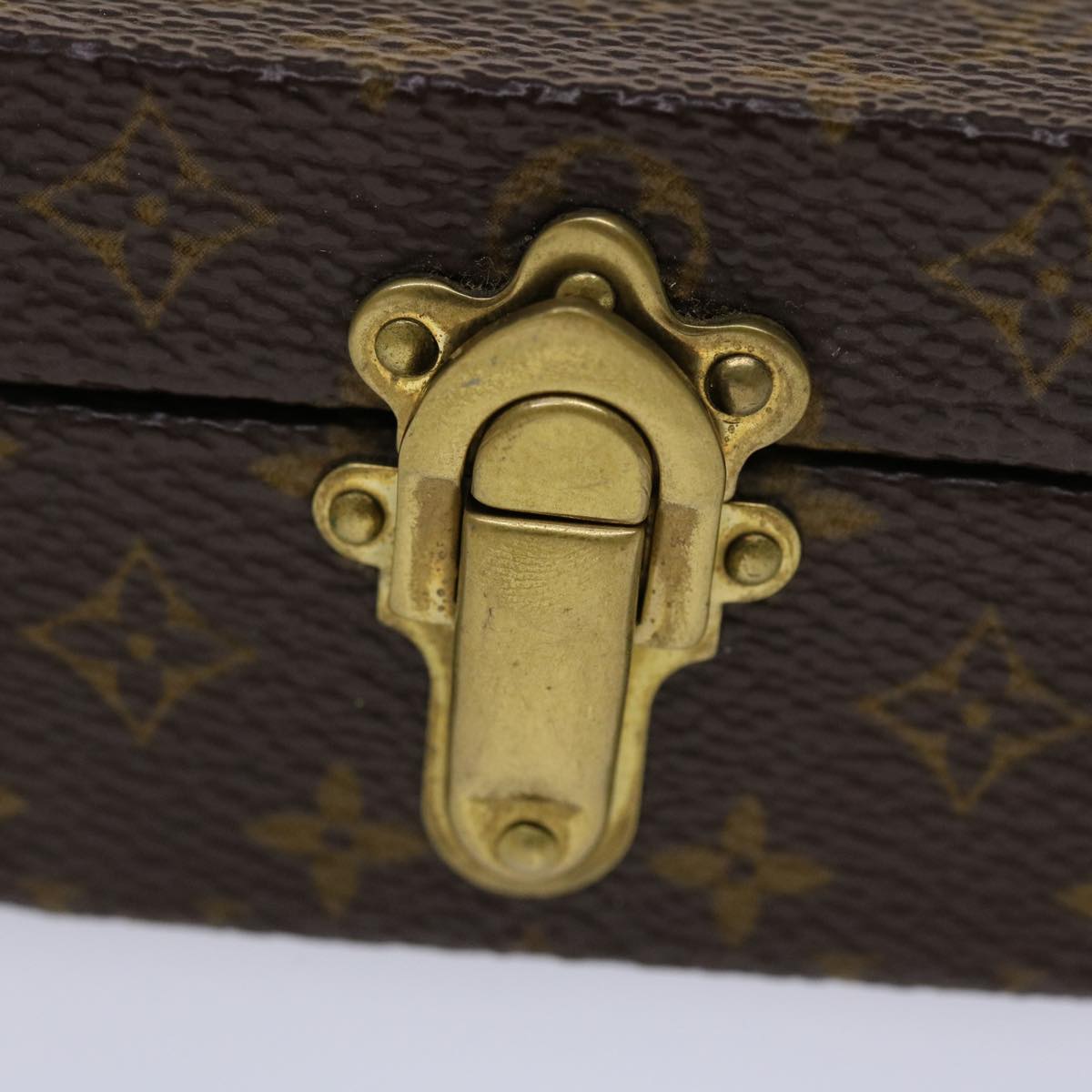 LOUIS VUITTON Monogram Accessory Case LV Auth 45437A