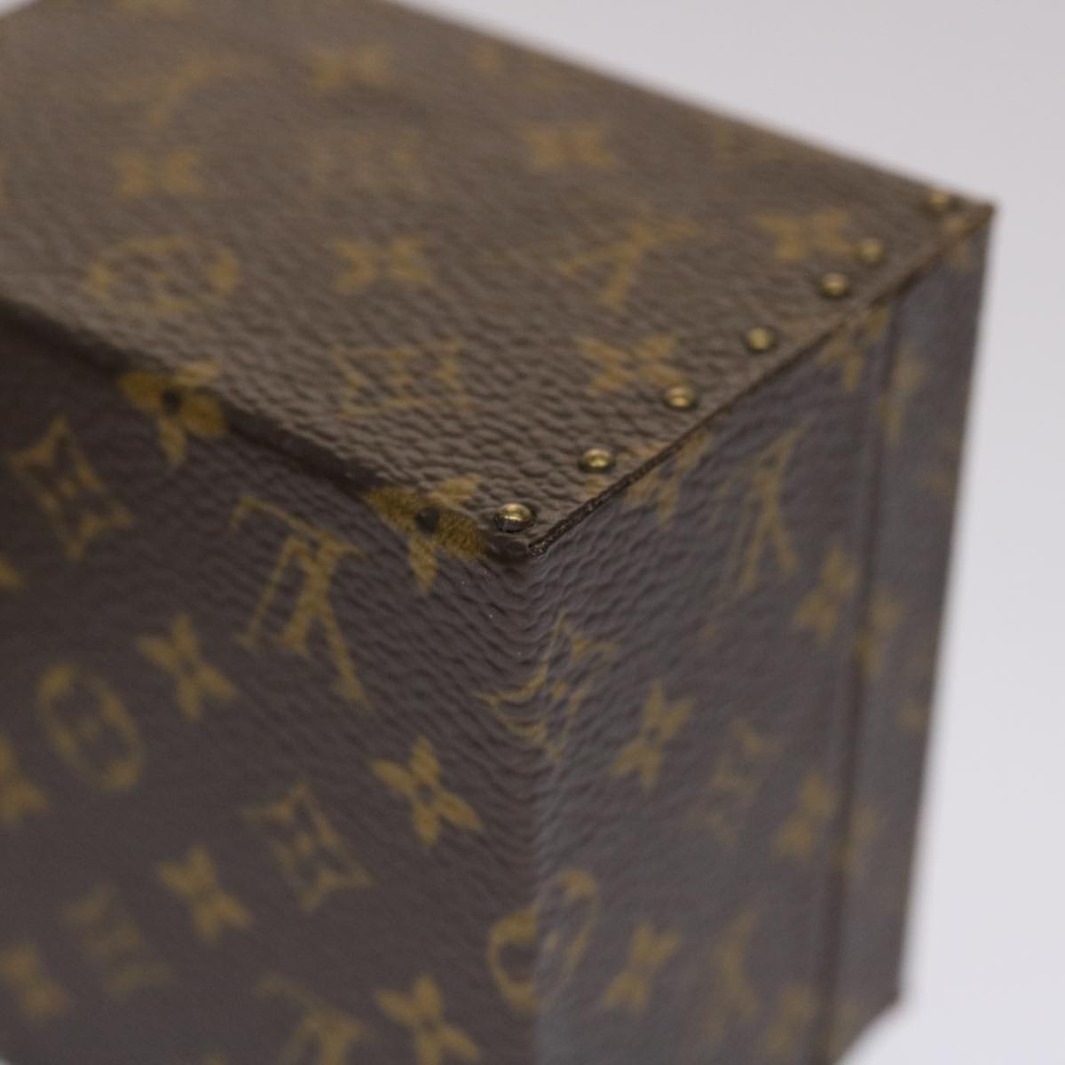 LOUIS VUITTON Monogram Accessory Case LV Auth 45442A