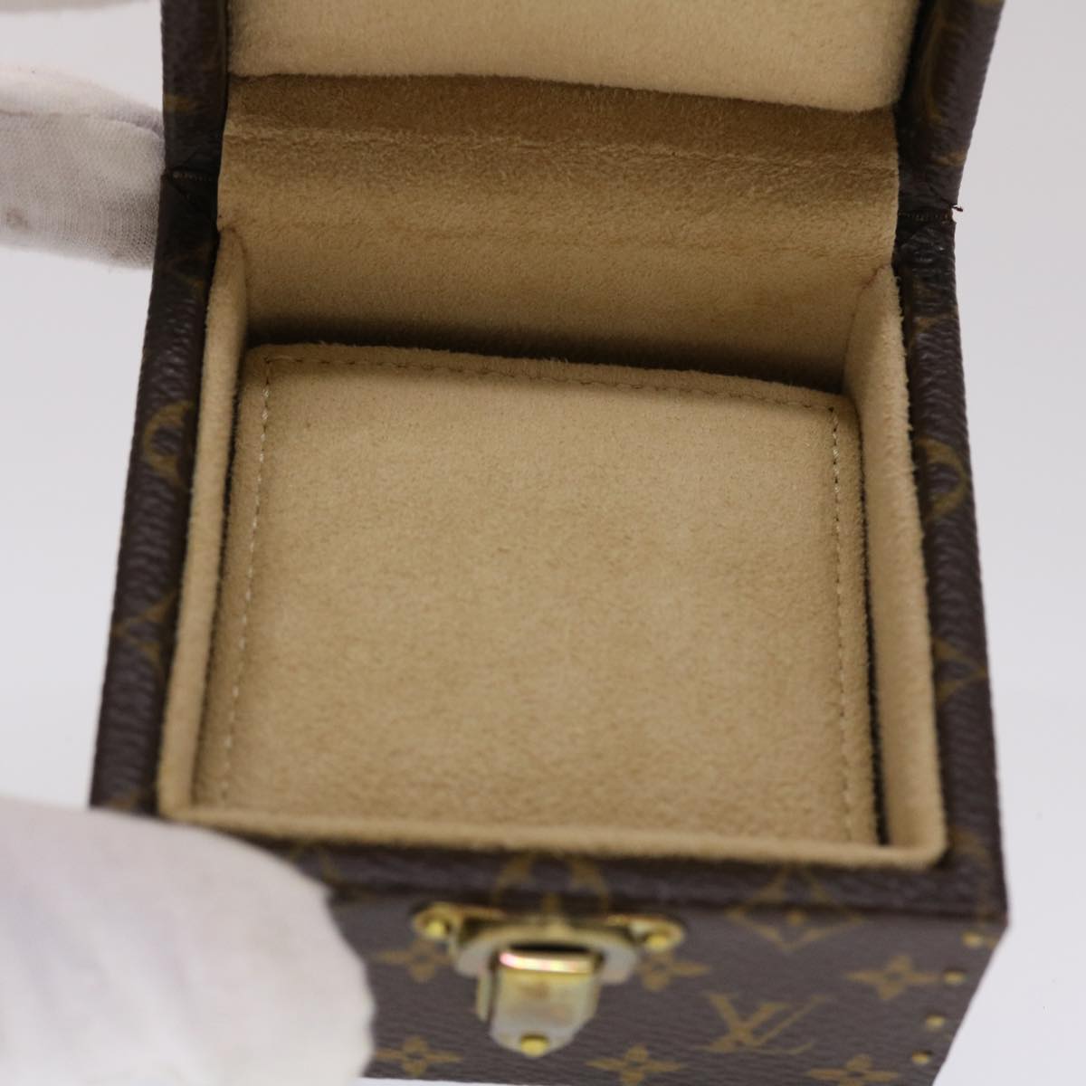 LOUIS VUITTON Monogram Accessory Case LV Auth 45442A