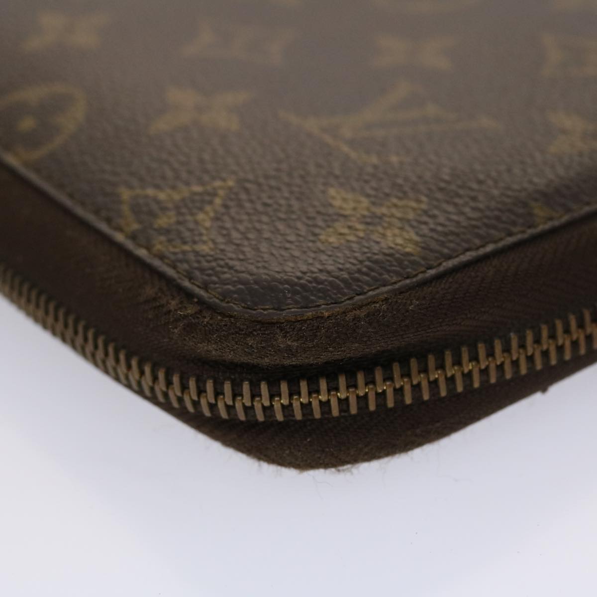 LOUIS VUITTON Monogram Poche Escapade Travel Case M60113 LV Auth 45496