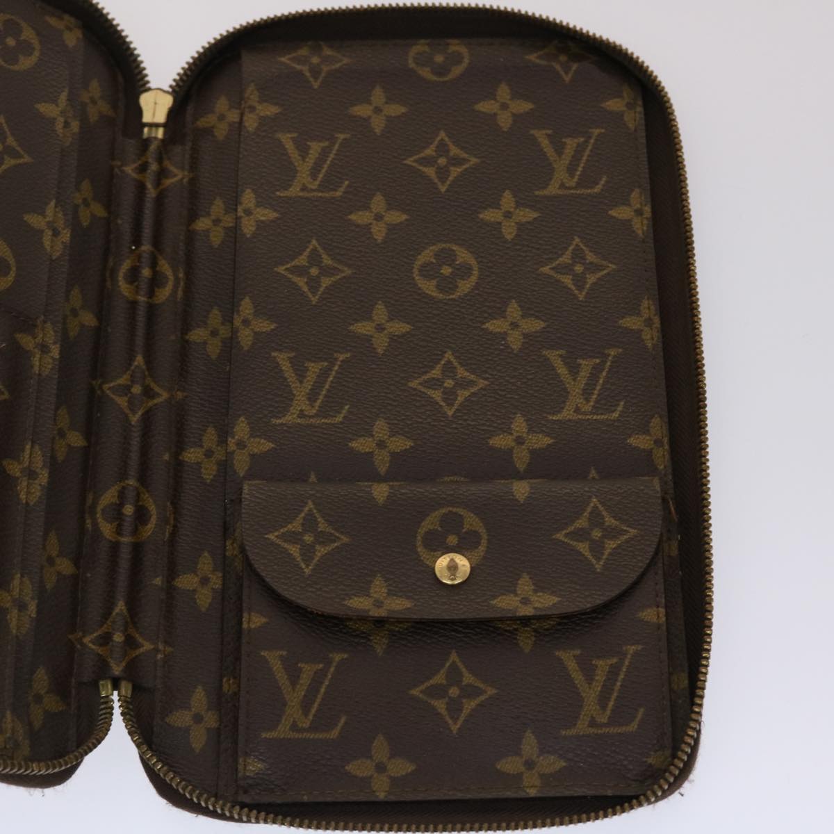 LOUIS VUITTON Monogram Poche Escapade Travel Case M60113 LV Auth 45496