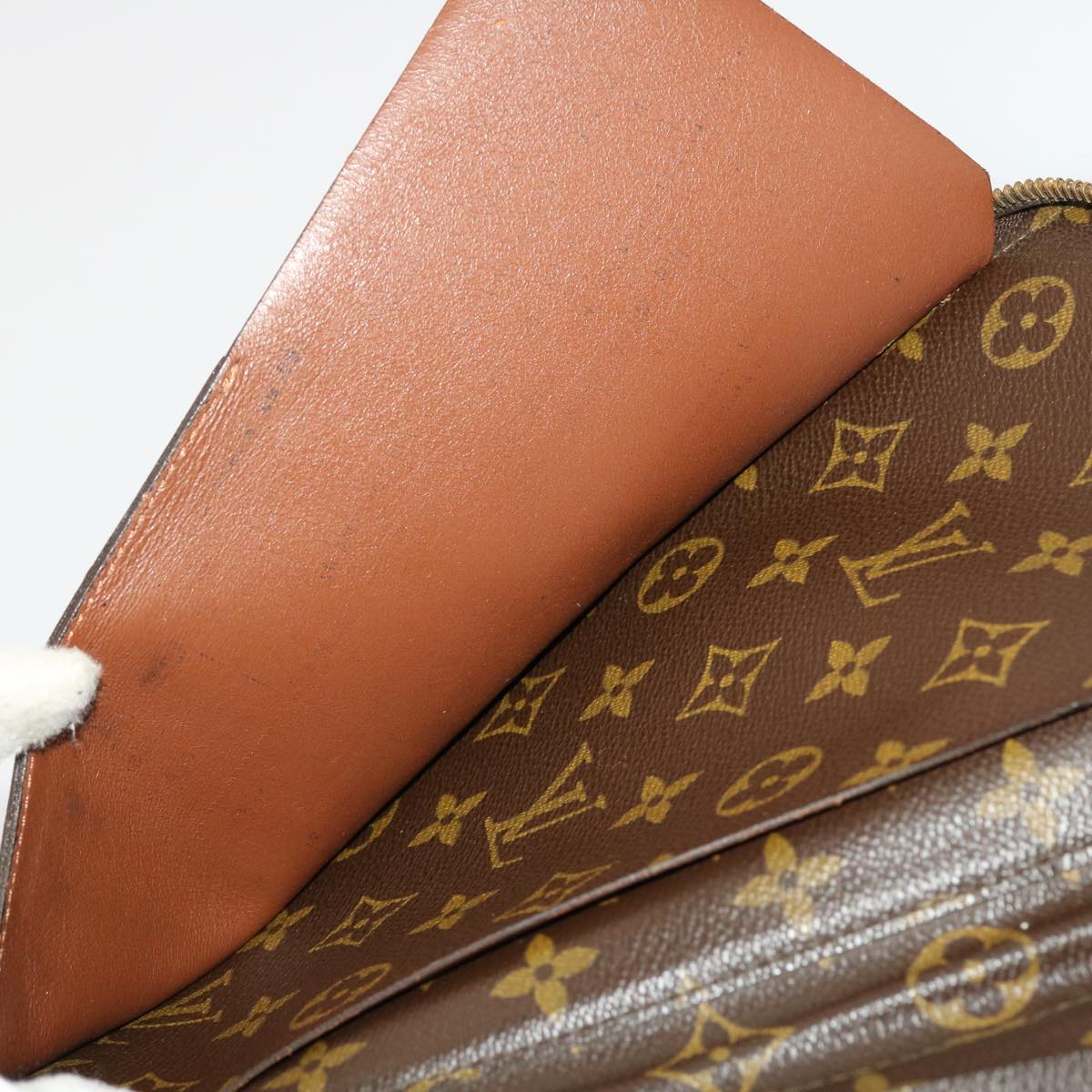 LOUIS VUITTON Monogram Poche Escapade Travel Case M60113 LV Auth 45496