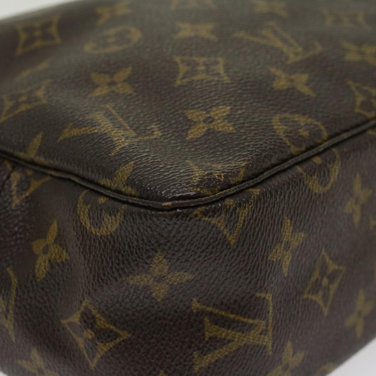 LOUIS VUITTON Monogram Trousse Toilette 28 Clutch Bag M47522 LV Auth 45511