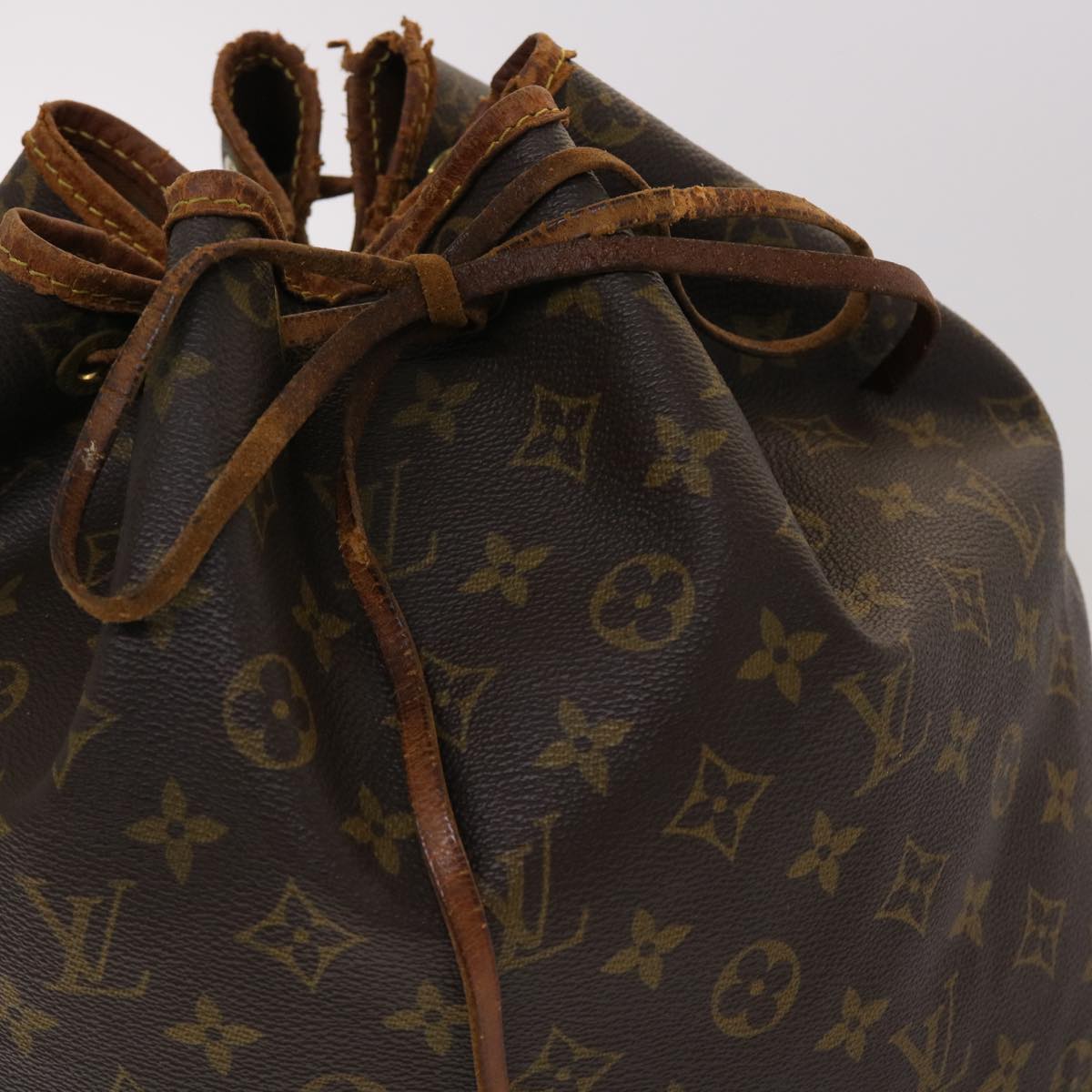 LOUIS VUITTON Monogram Noe Shoulder Bag M42224 LV Auth 45518