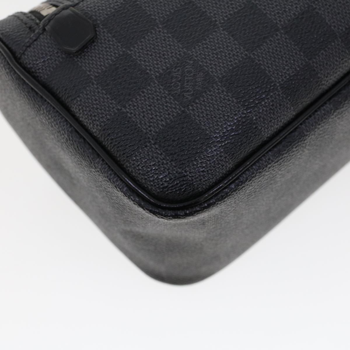 LOUIS VUITTON Damier Graphite Toiletry Pouch Clutch Bag N47625 LV Auth 45577