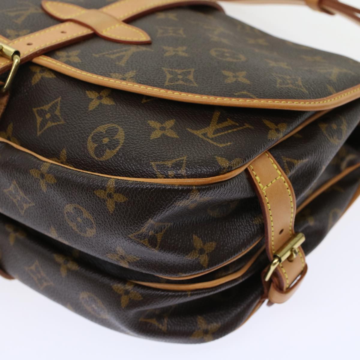 LOUIS VUITTON Monogram Saumur 30 Shoulder Bag M42256 LV Auth 45666A