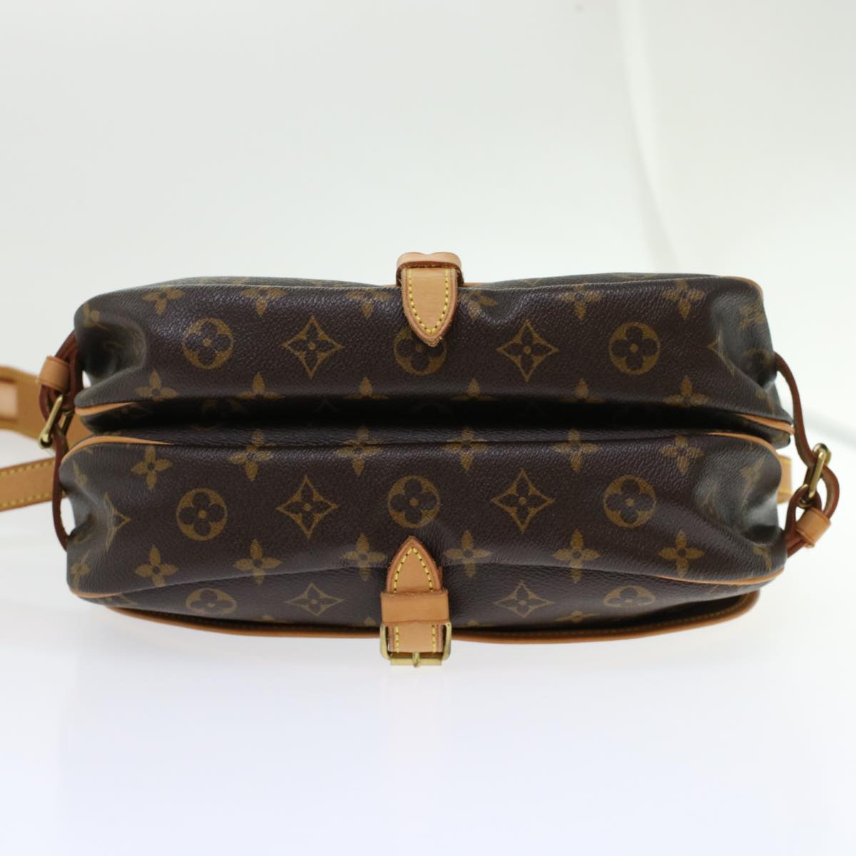 LOUIS VUITTON Monogram Saumur 30 Shoulder Bag M42256 LV Auth 45666A