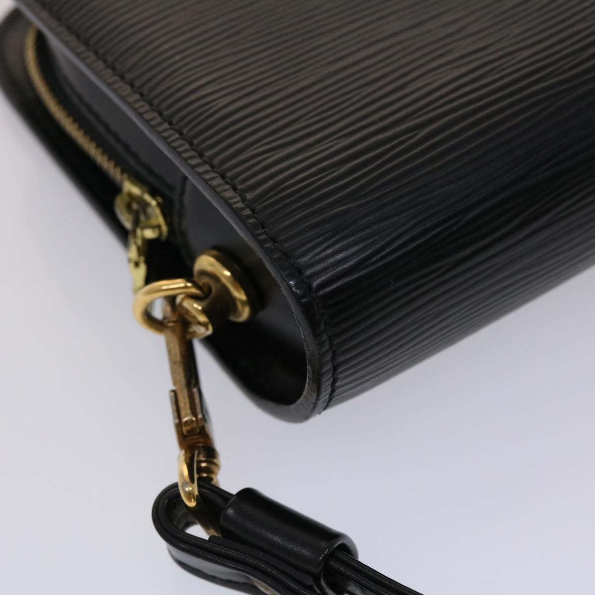 LOUIS VUITTON Epi Orsay Clutch Bag Black M51992 LV Auth 45731