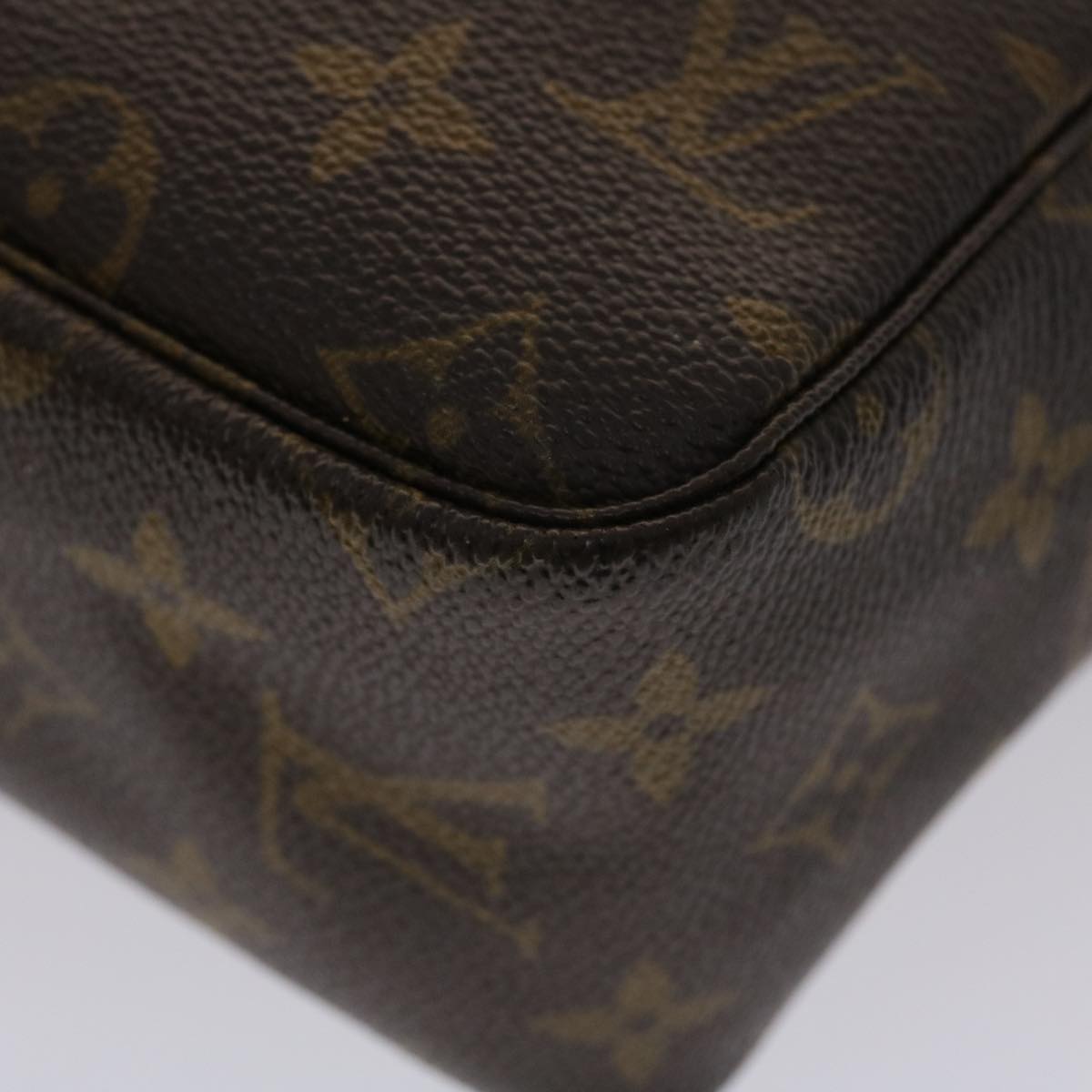 LOUIS VUITTON Monogram Trousse Toilette 28 Clutch Bag M47522 LV Auth 46074