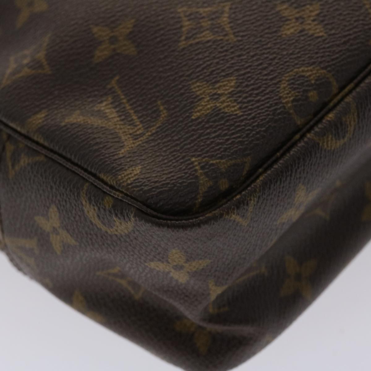 LOUIS VUITTON Monogram Trousse Toilette 28 Clutch Bag M47522 LV Auth 46074