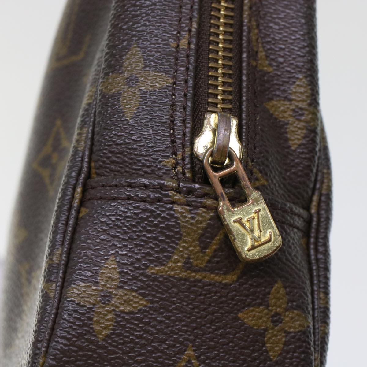 LOUIS VUITTON Monogram Trousse Toilette 23 Clutch Bag M47524 LV Auth 46278