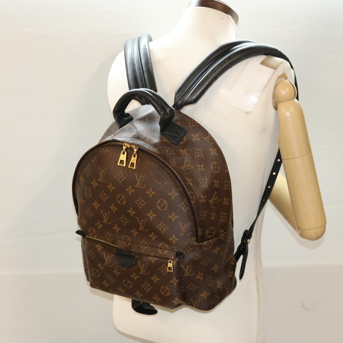 LOUIS VUITTON Monogram Palm Springs MM Backpack M44874 LV Auth 46297