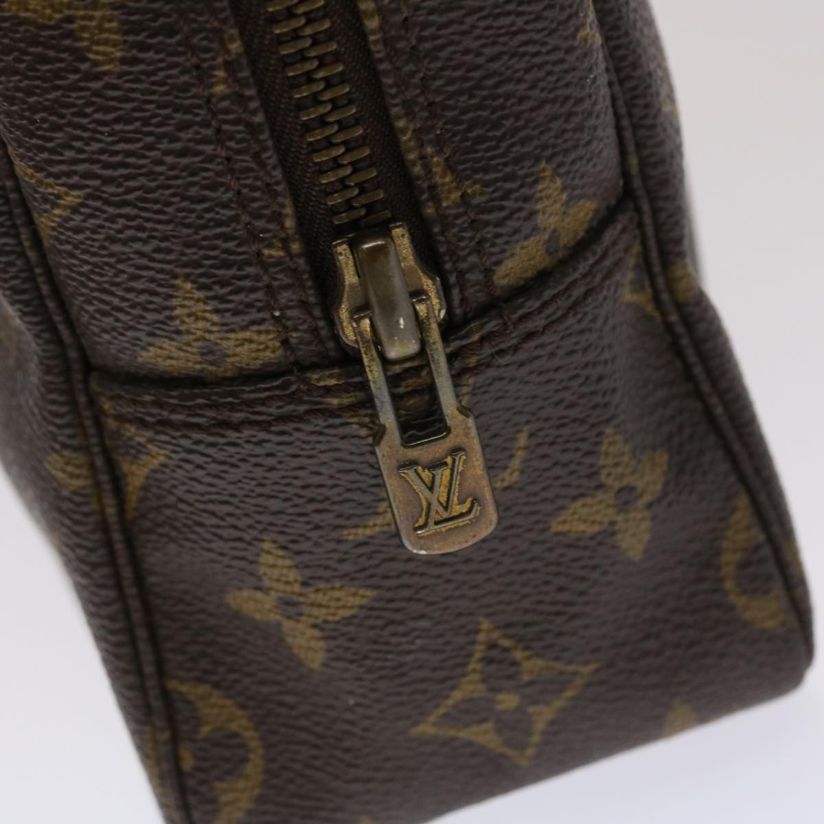 LOUIS VUITTON Monogram Trousse Toilette 28 Clutch Bag M47522 LV Auth 46331