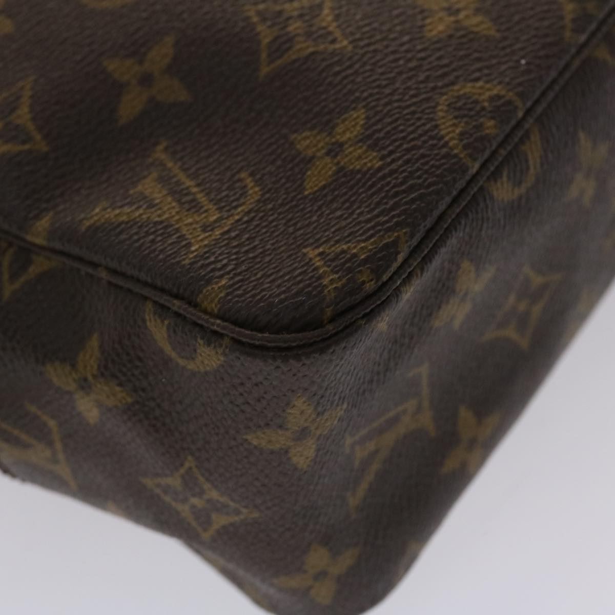 LOUIS VUITTON Monogram Trousse Toilette 28 Clutch Bag M47522 LV Auth 46331