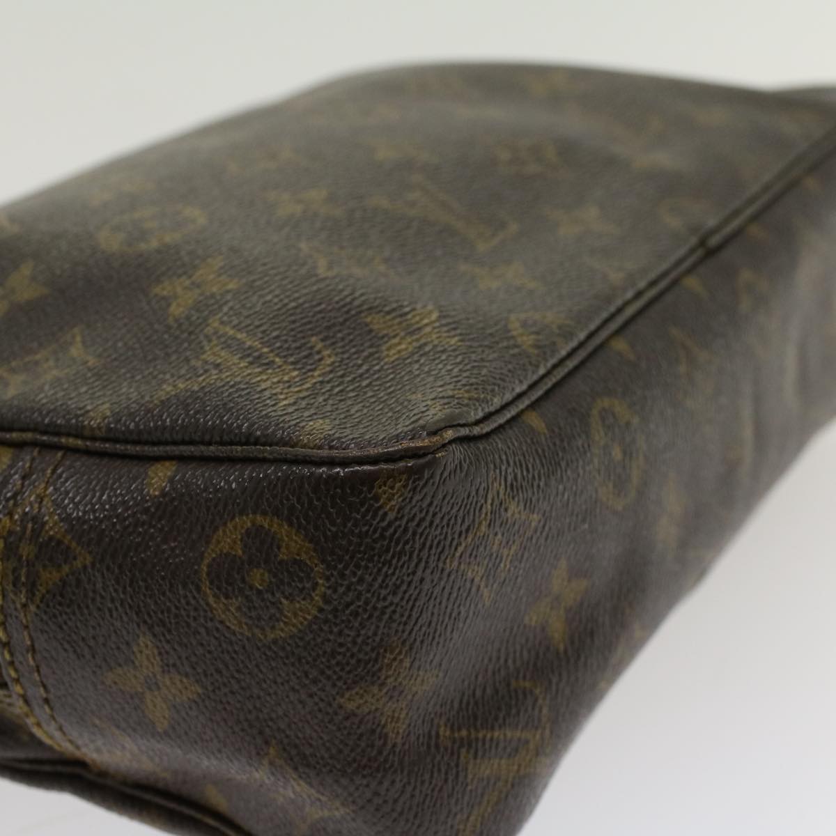 LOUIS VUITTON Monogram Trousse Toilette 28 Clutch Bag M47522 LV Auth 46424