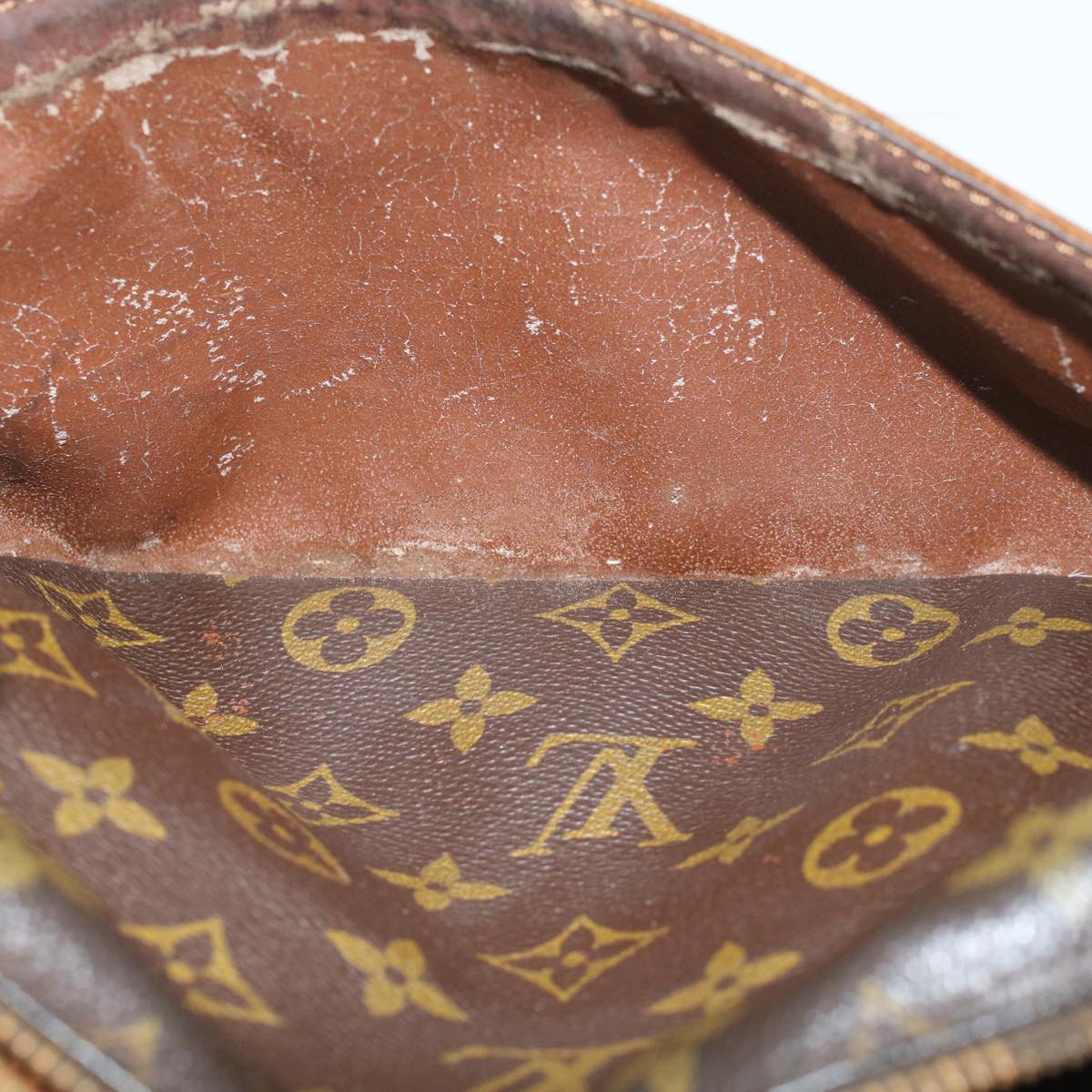 LOUIS VUITTON Monogram Compiegne 28 Clutch Bag M51845 LV Auth 46426