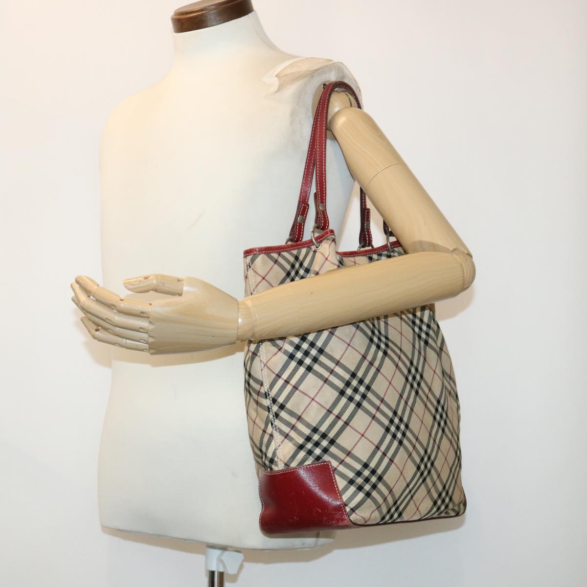 BURBERRY Nova Check Tote Bag Nylon Beige Auth 46688