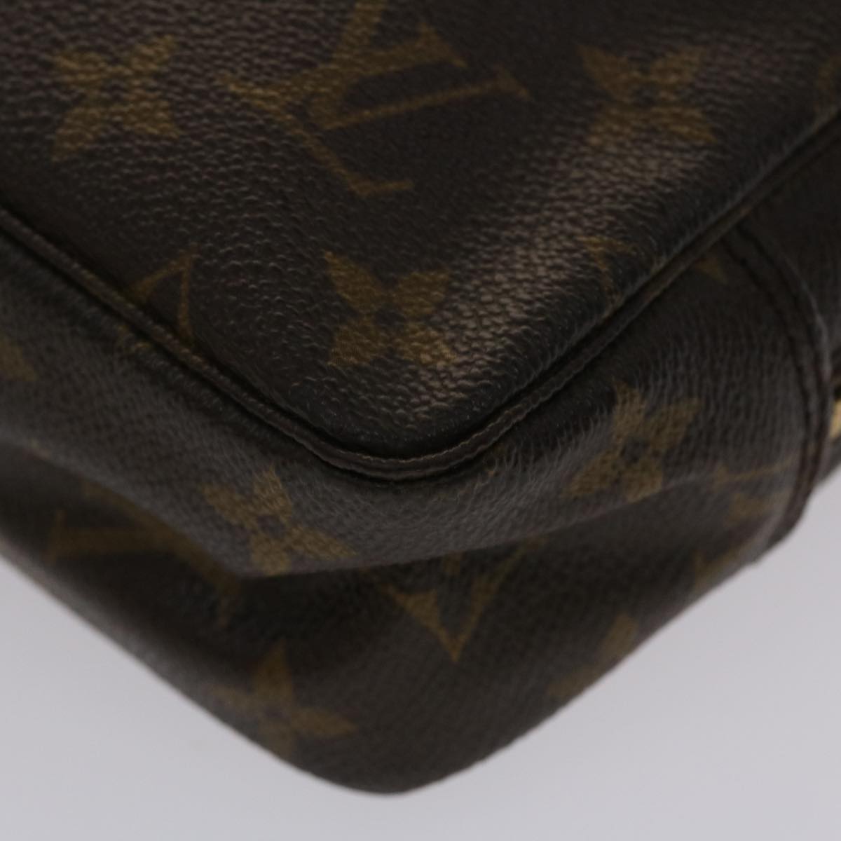 LOUIS VUITTON Monogram Trousse Toilette 23 Clutch Bag M47524 LV Auth 46856