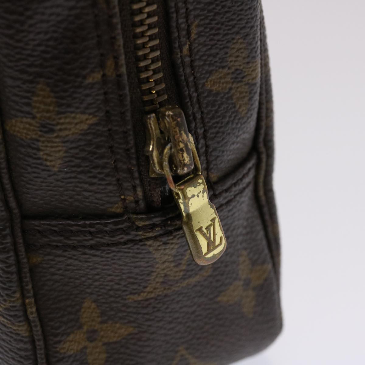 LOUIS VUITTON Monogram Trousse Toilette 23 Clutch Bag M47524 LV Auth 46861