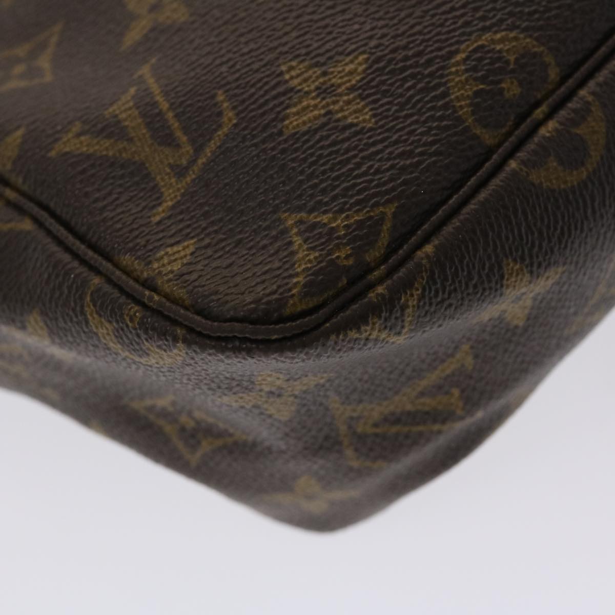 LOUIS VUITTON Monogram Trousse Toilette 28 Clutch Bag M47522 LV Auth 46901