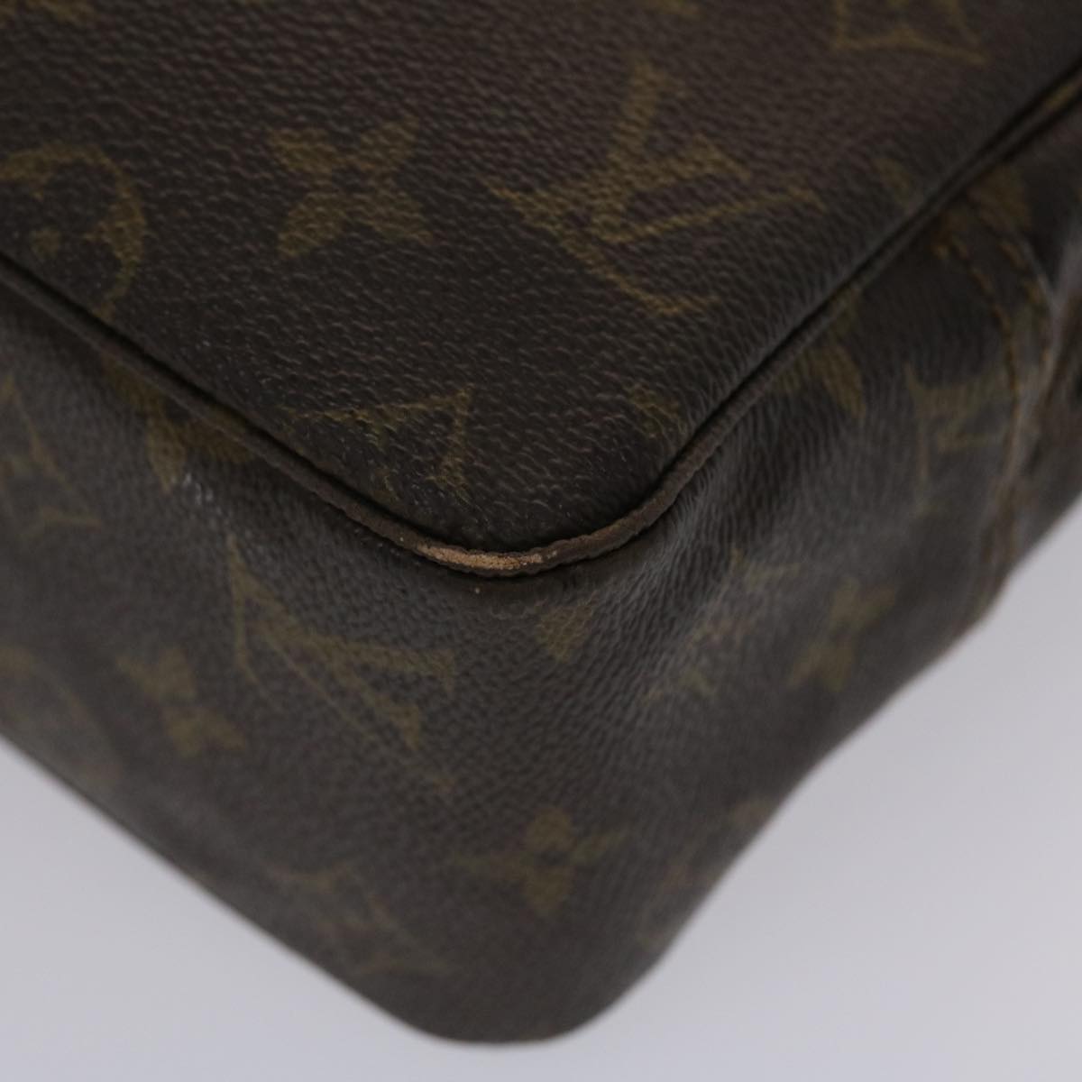 LOUIS VUITTON Monogram Trousse Toilette 28 Clutch Bag M47522 LV Auth 47092