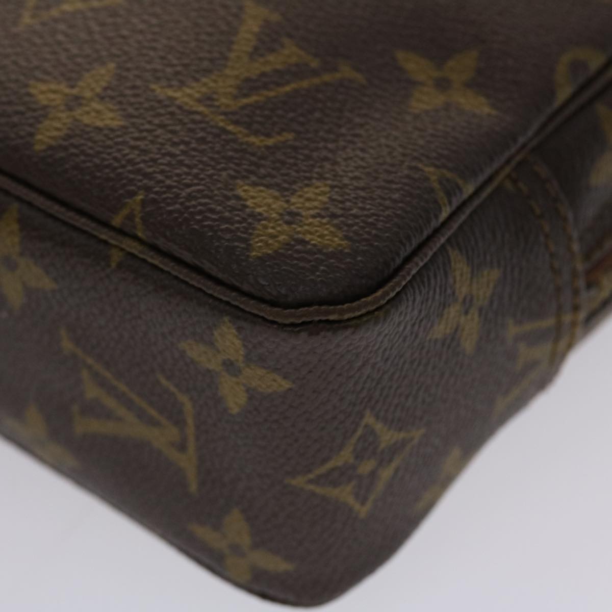 LOUIS VUITTON Monogram Trousse Toilette 23 Clutch Bag M47524 LV Auth 47139