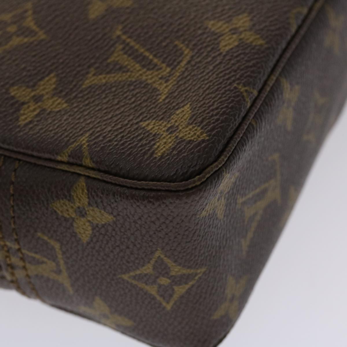 LOUIS VUITTON Monogram Trousse Toilette 23 Clutch Bag M47524 LV Auth 47139