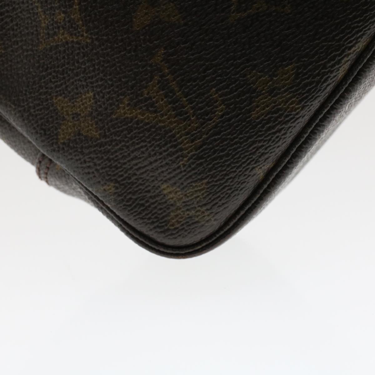 LOUIS VUITTON Monogram Trousse Toilette 23 Clutch Bag M47524 LV Auth 47425