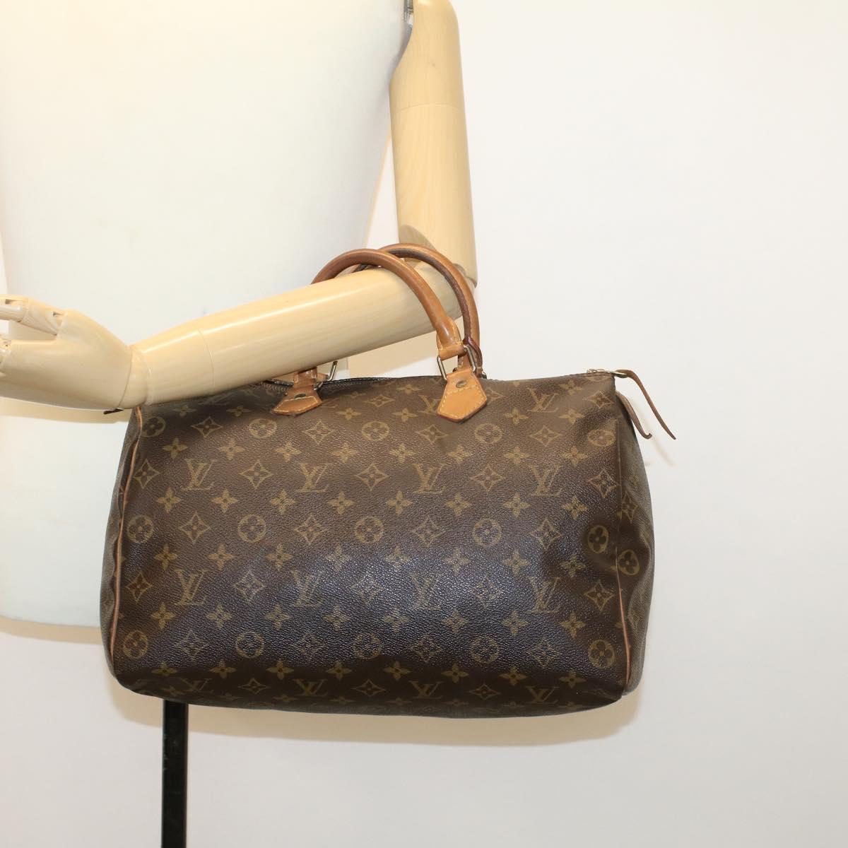 LOUIS VUITTON Monogram Speedy 30 Hand Bag M41526 LV Auth 47517