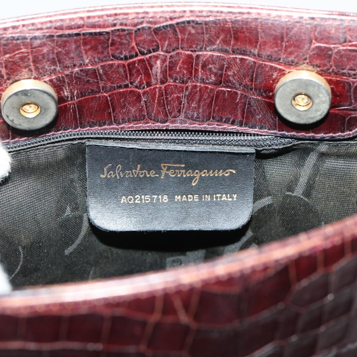 Salvatore Ferragamo Shoulder Bag Leather Wine Red Auth 47524