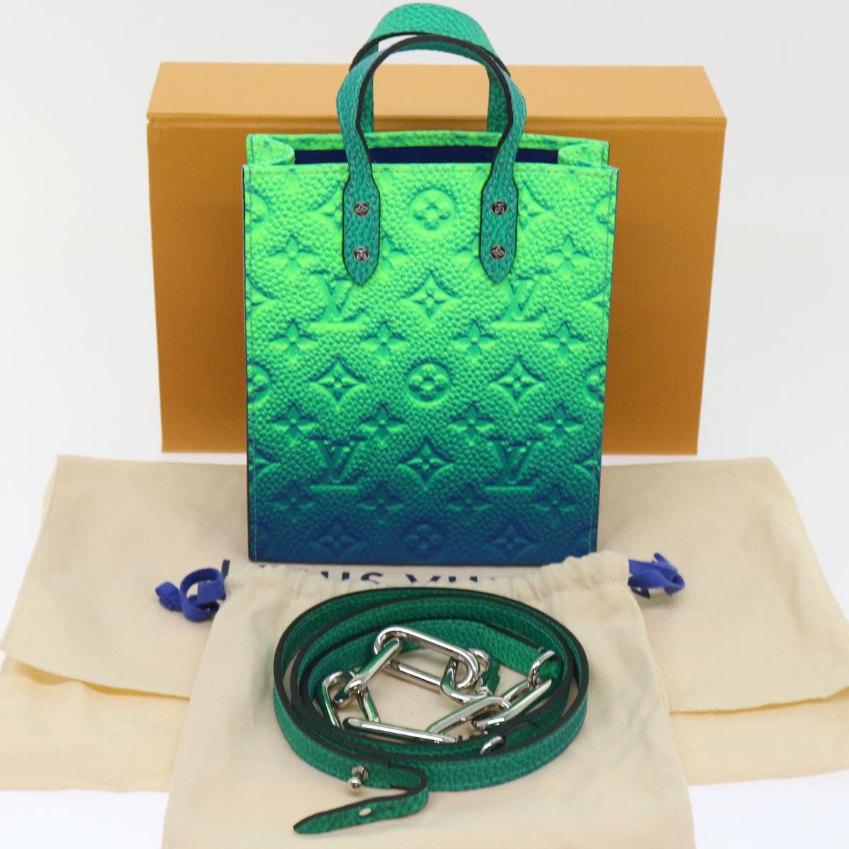 LOUIS VUITTON Monogram Taurillon Illusion Sac Plat XS Bag M81221 LV Auth 47623A