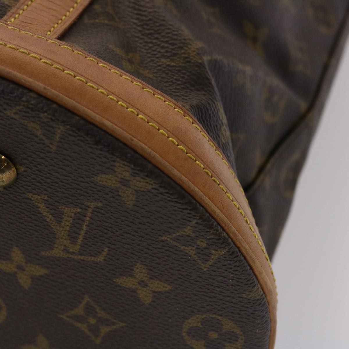 LOUIS VUITTON Monogram Bucket GM Shoulder Bag M42236 LV Auth 47780