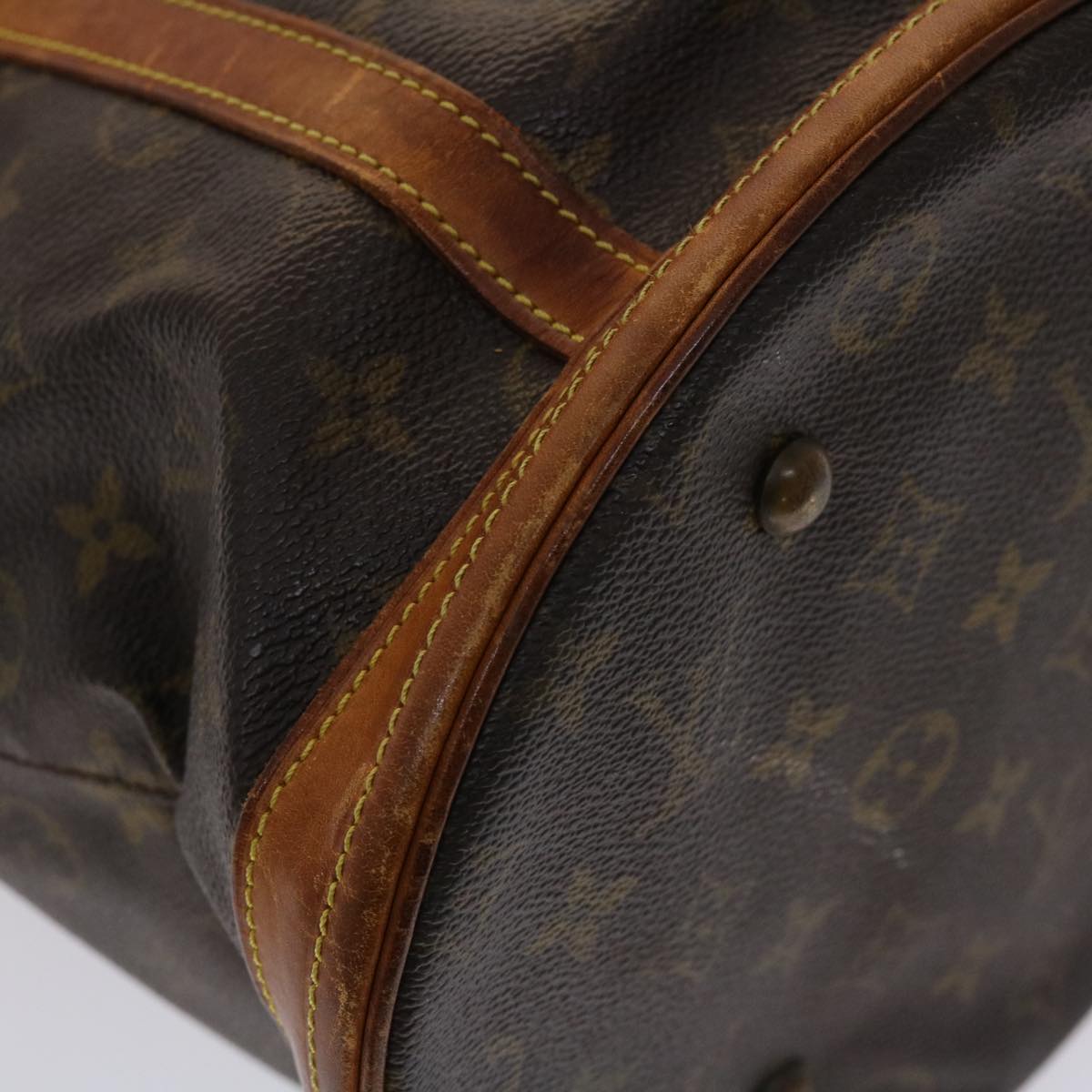 LOUIS VUITTON Monogram Bucket GM Shoulder Bag M42236 LV Auth 47918