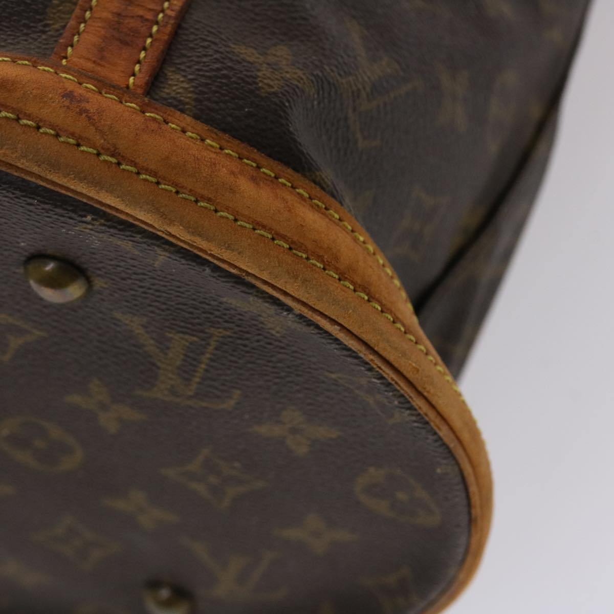 LOUIS VUITTON Monogram Bucket GM Shoulder Bag M42236 LV Auth 47920