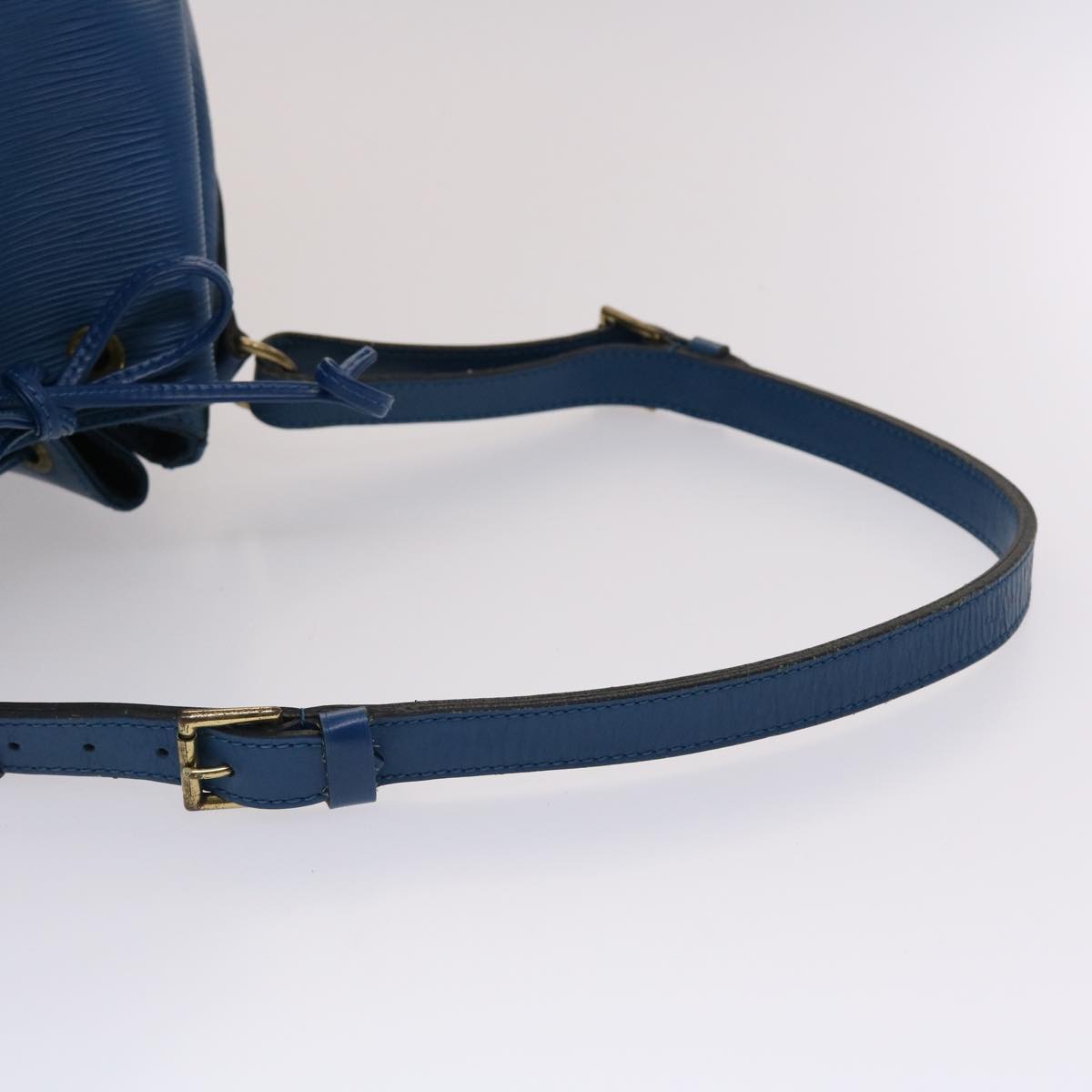 LOUIS VUITTON Epi Petit Noe Shoulder Bag Blue M44105 LV Auth 47967