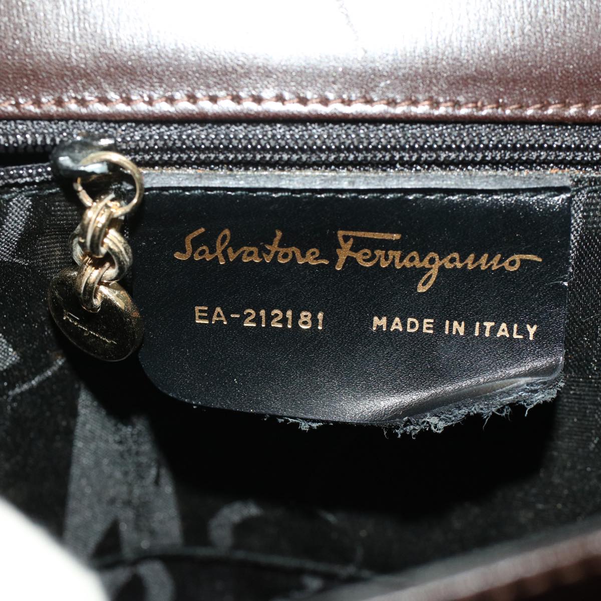 Salvatore Ferragamo Gancini Shoulder Bag Leather Dark Brown Auth 48039