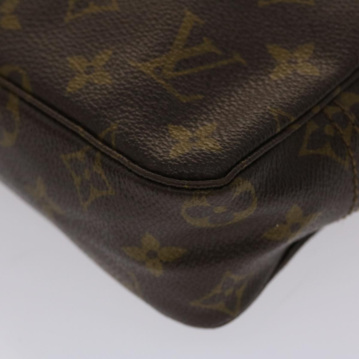 LOUIS VUITTON Monogram Trousse Toilette 23 Clutch Bag M47524 LV Auth 48292