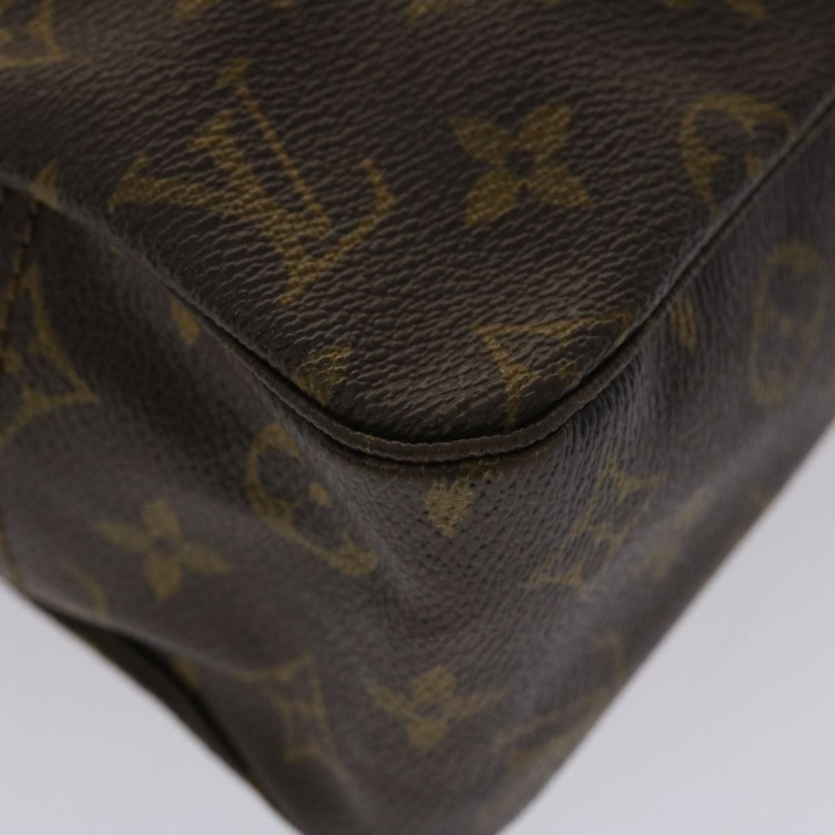 LOUIS VUITTON Monogram Trousse Toilette 28 Clutch Bag M47522 LV Auth 48293