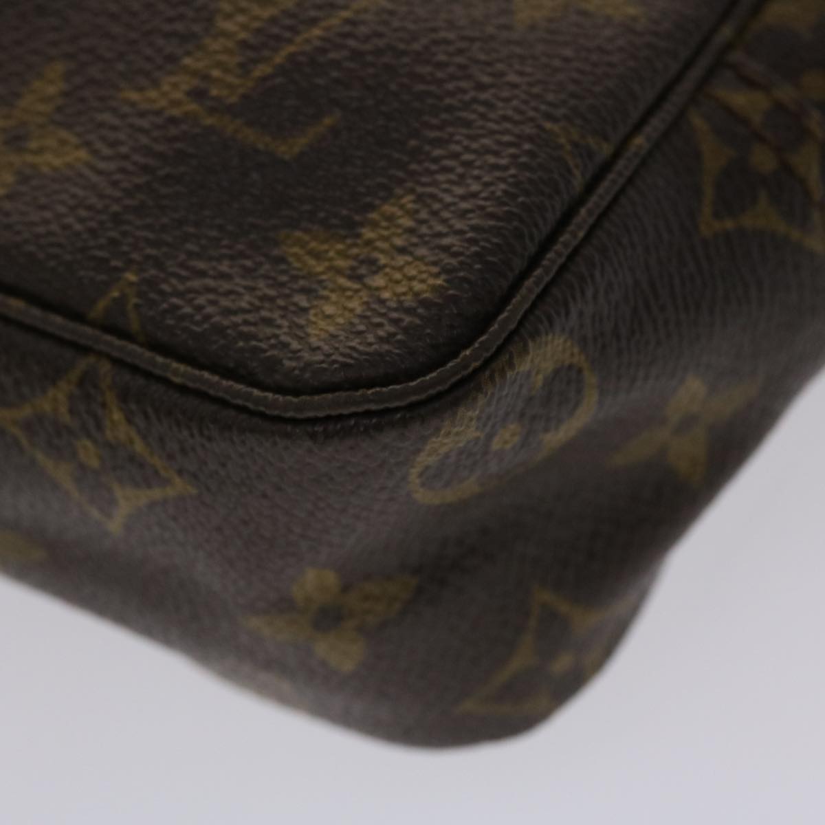 LOUIS VUITTON Monogram Trousse Toilette 23 Clutch Bag M47524 LV Auth 48294