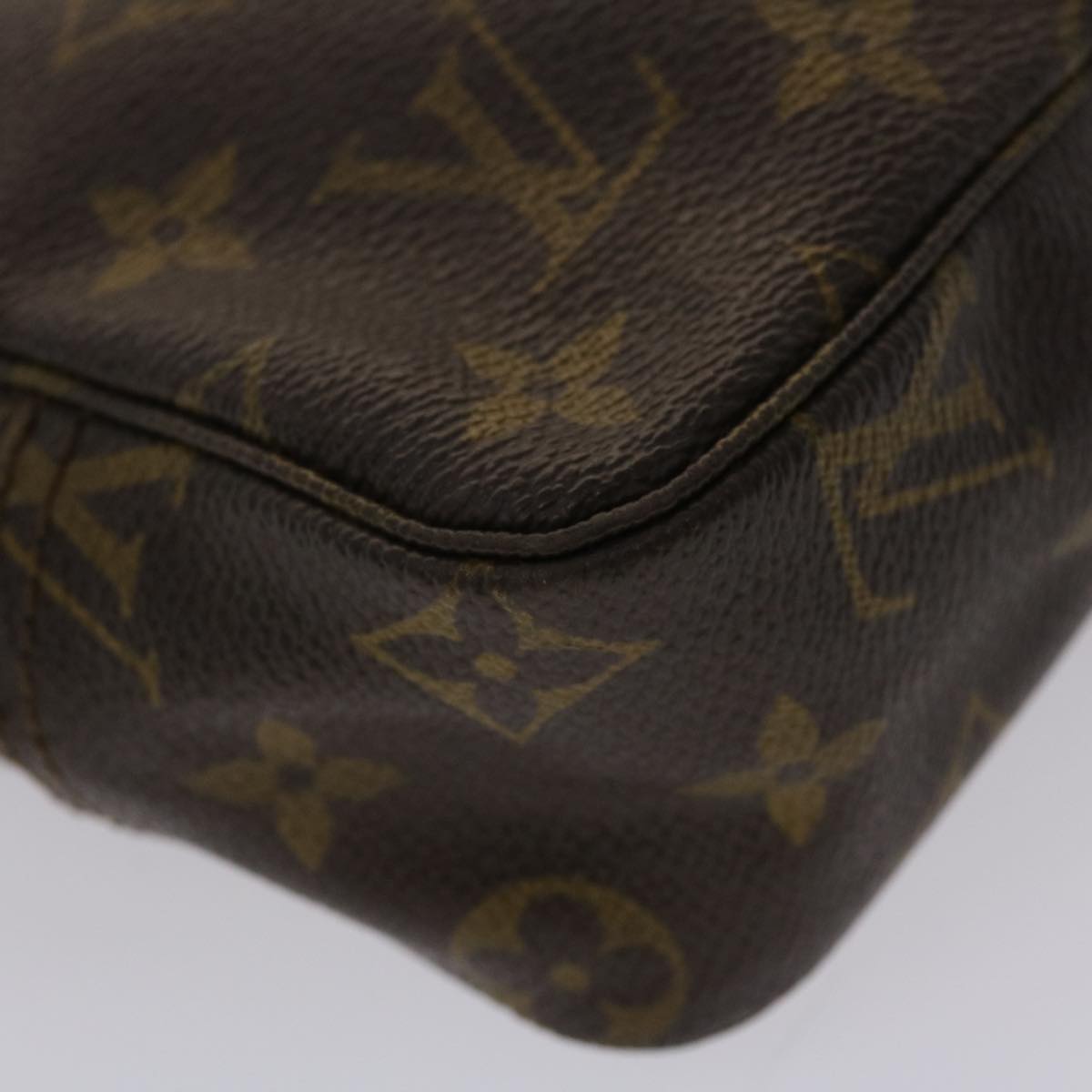 LOUIS VUITTON Monogram Trousse Toilette 23 Clutch Bag M47524 LV Auth 48294