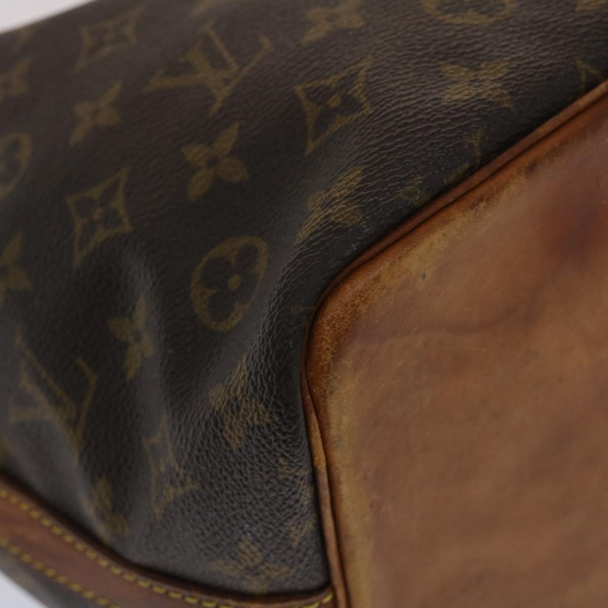 LOUIS VUITTON Monogram Petit Noe Shoulder Bag M42226 LV Auth 48304